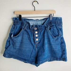 Cinched, Denim Shorts